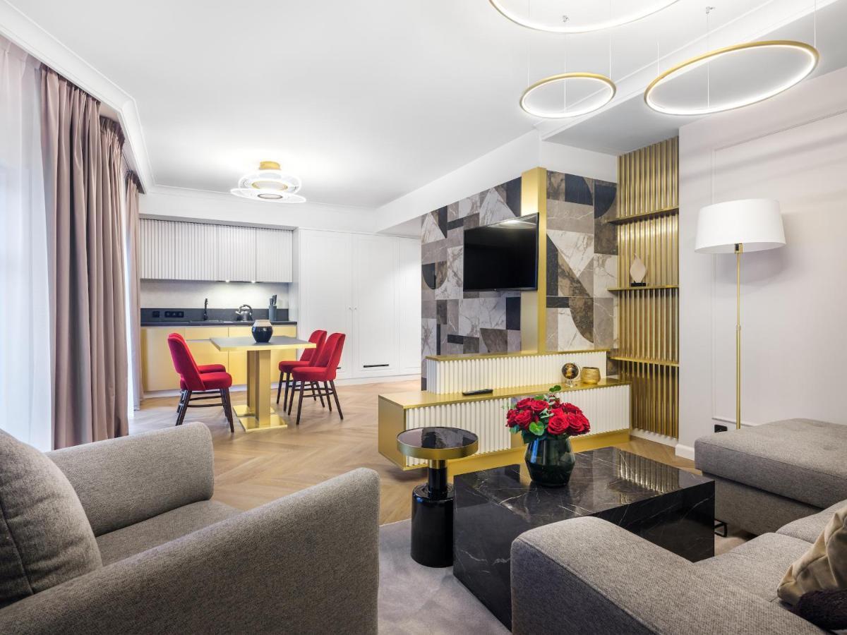 Golden Queen Deluxe Jacuzzi Apartments - Old Town Краков Экстерьер фото
